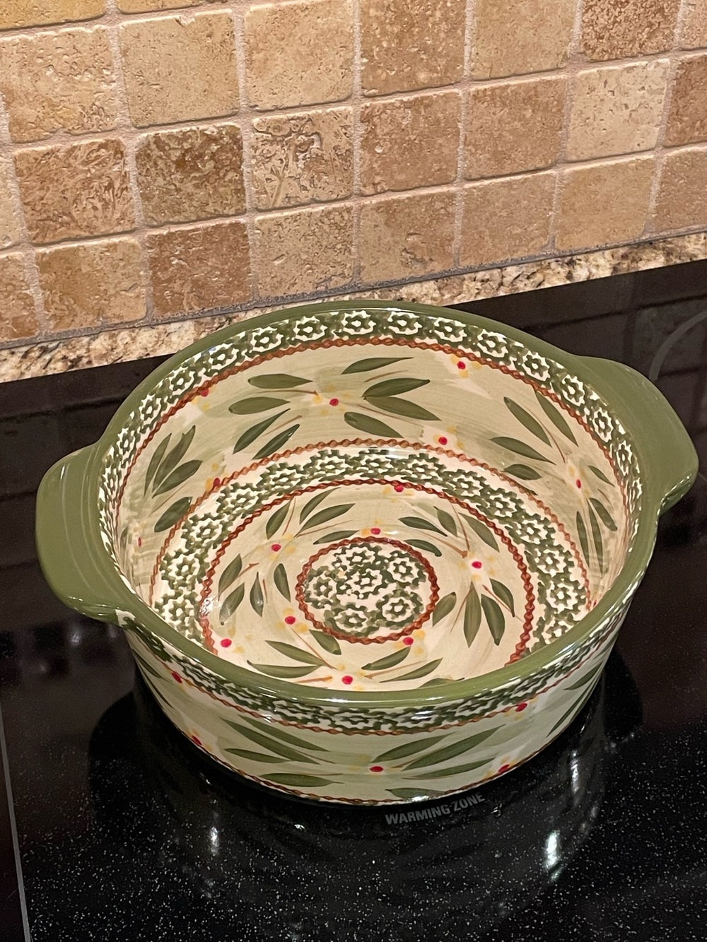 Temp-Tations by Tara 8" round baking and dish - Old world green - NEW never used